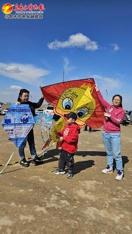 新疆假日乡村游火热