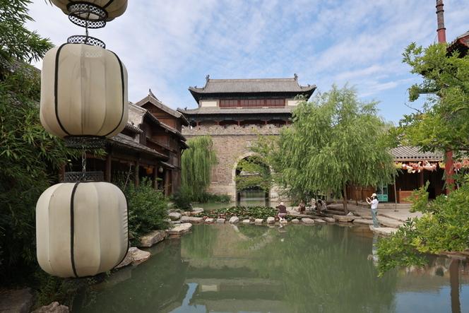 “China Travel”持续火爆 “银发游”“亲子游”成为新热潮