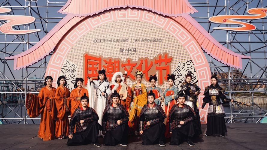 30秒|假期过半热度不减 四川大英影视文化城掀起古风潮