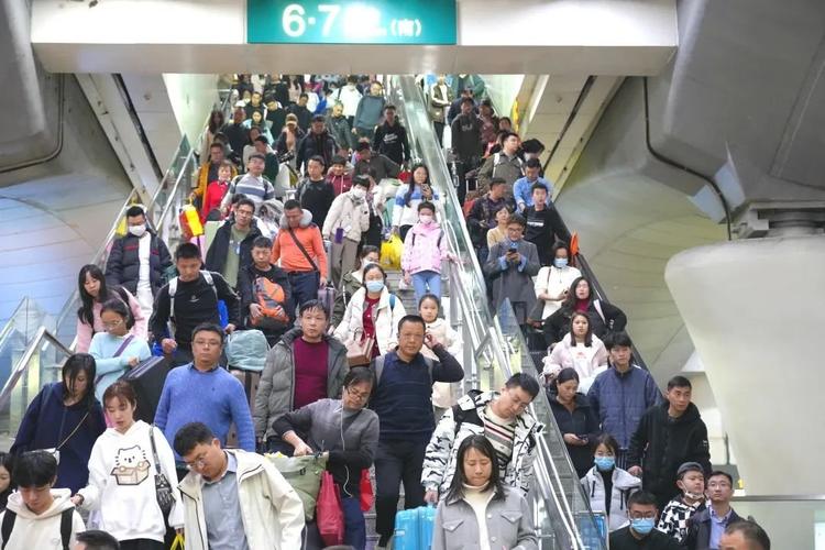 国庆假期最后一天,广铁集团预计发送旅客277.2万人次