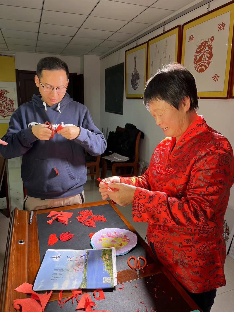 遇见非遗丨把沉睡的泥土镌刻进生活