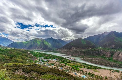 首个中国国道G219全段文旅宣传片发布
