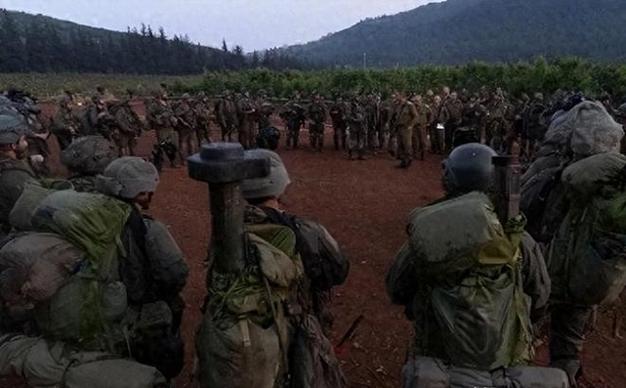 联黎部队:以军坦克摧毁维和基地大门 强行进入基地