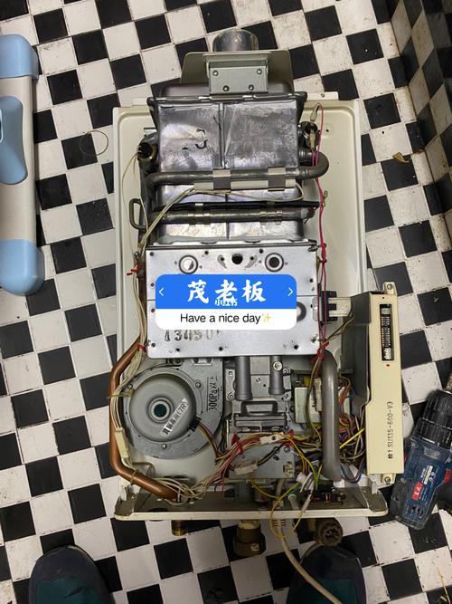 燃气热水器显示ee是什么故障码