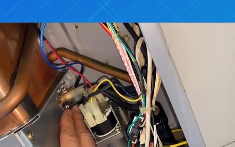 欧莱克热水器显示E3故障码,该如何解决?