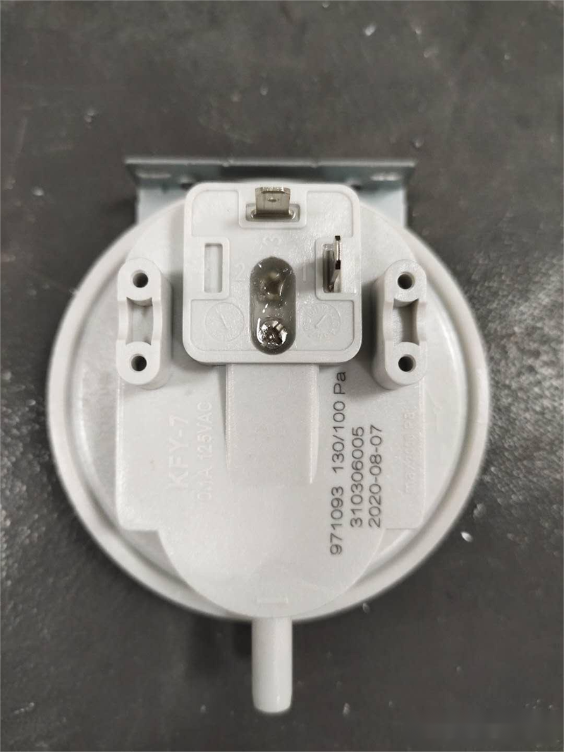 壁挂炉风压短路故障