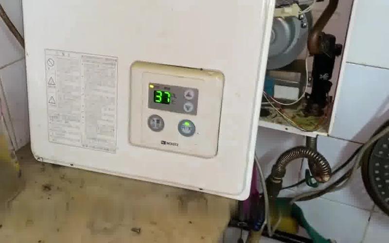 博世壁挂炉故障视频
