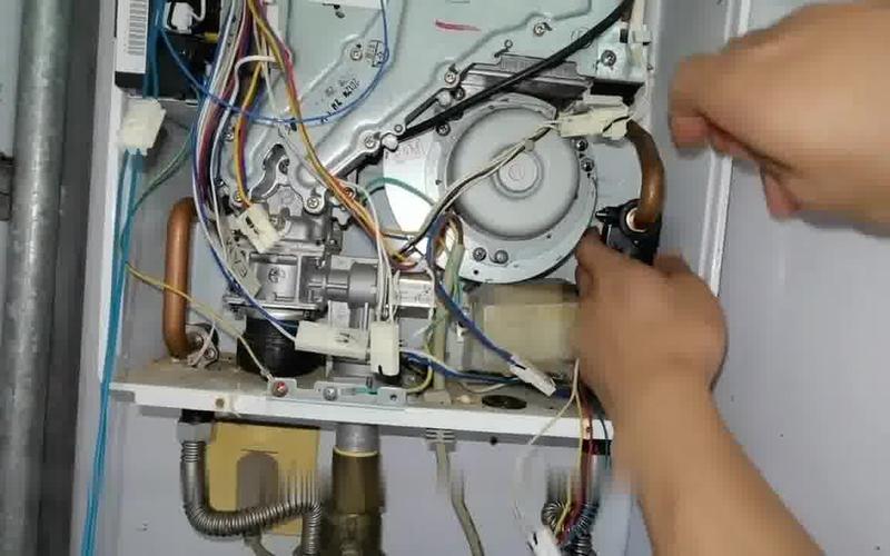 壁挂炉水温过热故障