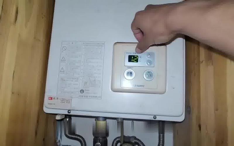 壁挂炉水温过热故障的原因及解决方法是什么?