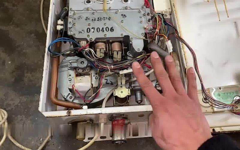 赛威达壁挂炉出现故障,该如何解决?