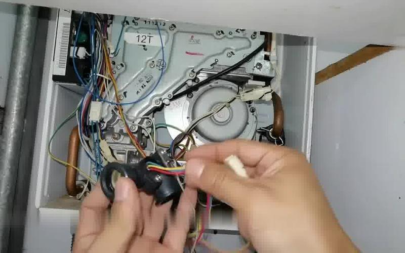 壁挂炉探头结冰故障
