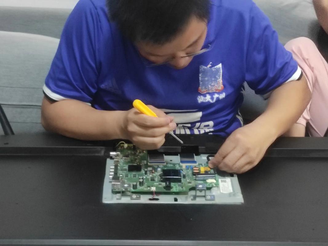 康佳电视主板故障如何自行排查与修理?