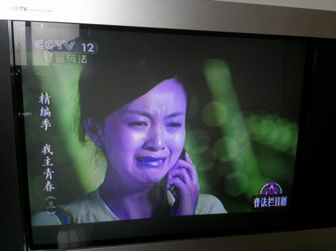 老式电视侧面按钮故障,该如何维修?