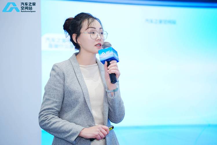 季为民:我国成为全球首个新能源汽车年产达1000万辆的国家,是从汽车大国迈向汽车强国的重要里程碑