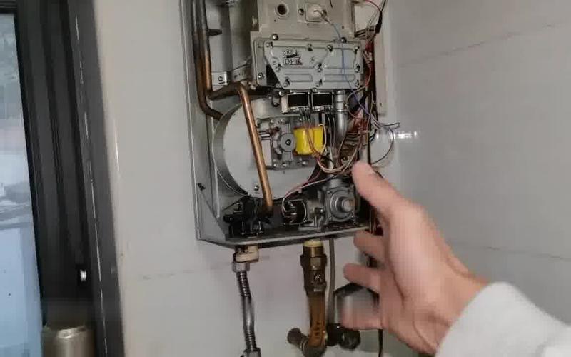壁挂炉频繁补水故障