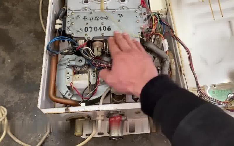 格力壁挂炉点火故障的原因及解决方法是什么?
