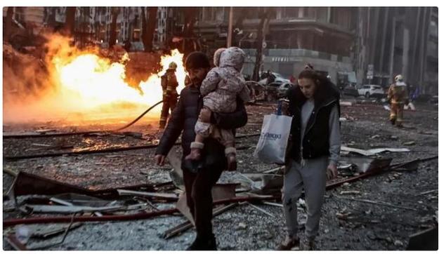 多个住宅楼遇袭爆炸!机场紧急关闭!俄罗斯突发→