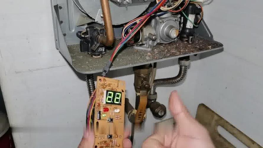 壁挂炉故障f_
