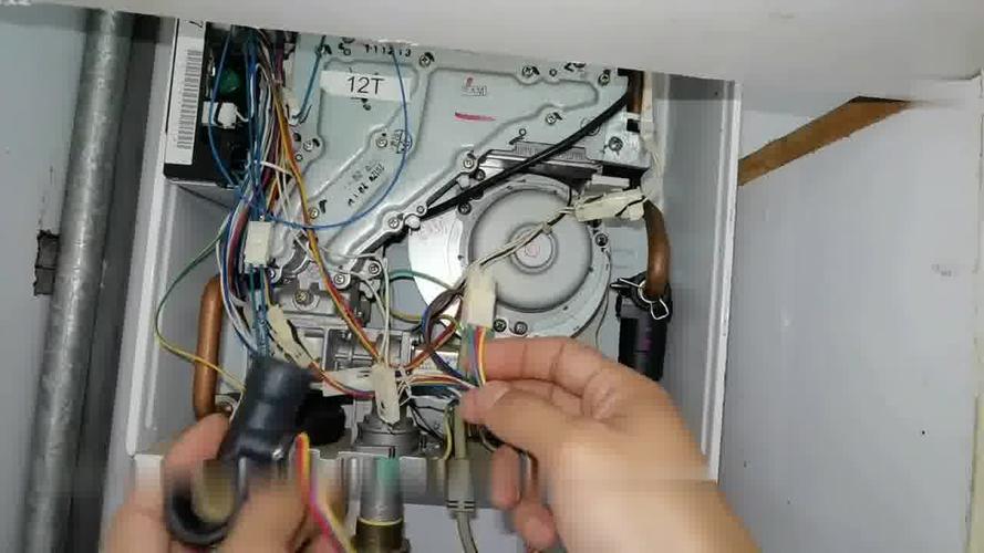 樱花壁挂炉风机故障,该如何处理?