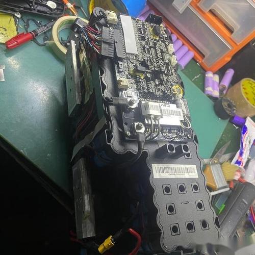 咸宁卧飞电子取得一种易接电拆装的手机锂电池专利,解决手机锂电池接电检查不便问题