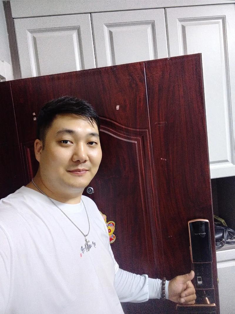 防盗门自动锁故障,如何快速解决?