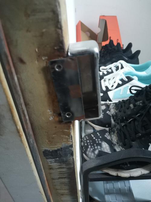 防盗门自动落锁故障