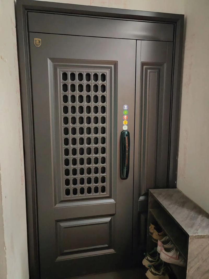 防盗门智能锁出现故障