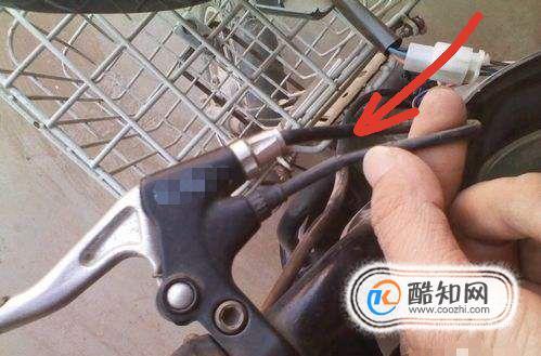 防盗门滑板故障怎么修