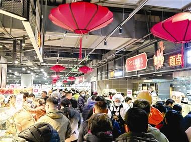 永辉超市“学习胖东来”上海首改店在金山开业 这些变化细节满满