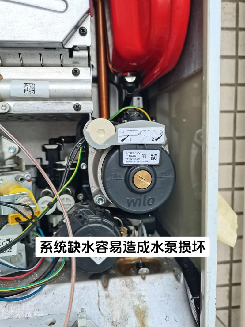 美的壁挂炉 水压故障