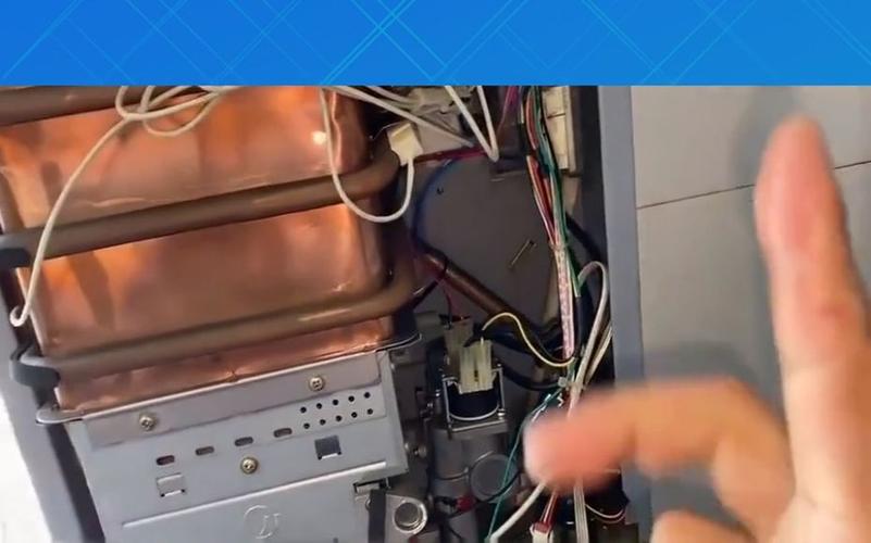 检修壁挂炉故障视频