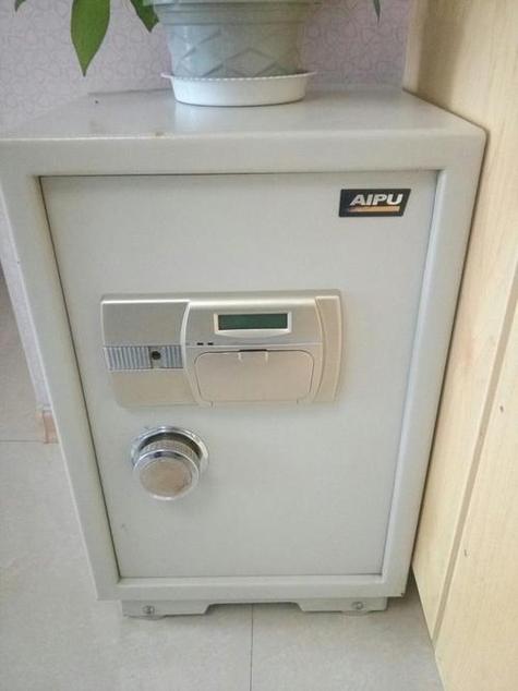 家庭保险柜系统故障