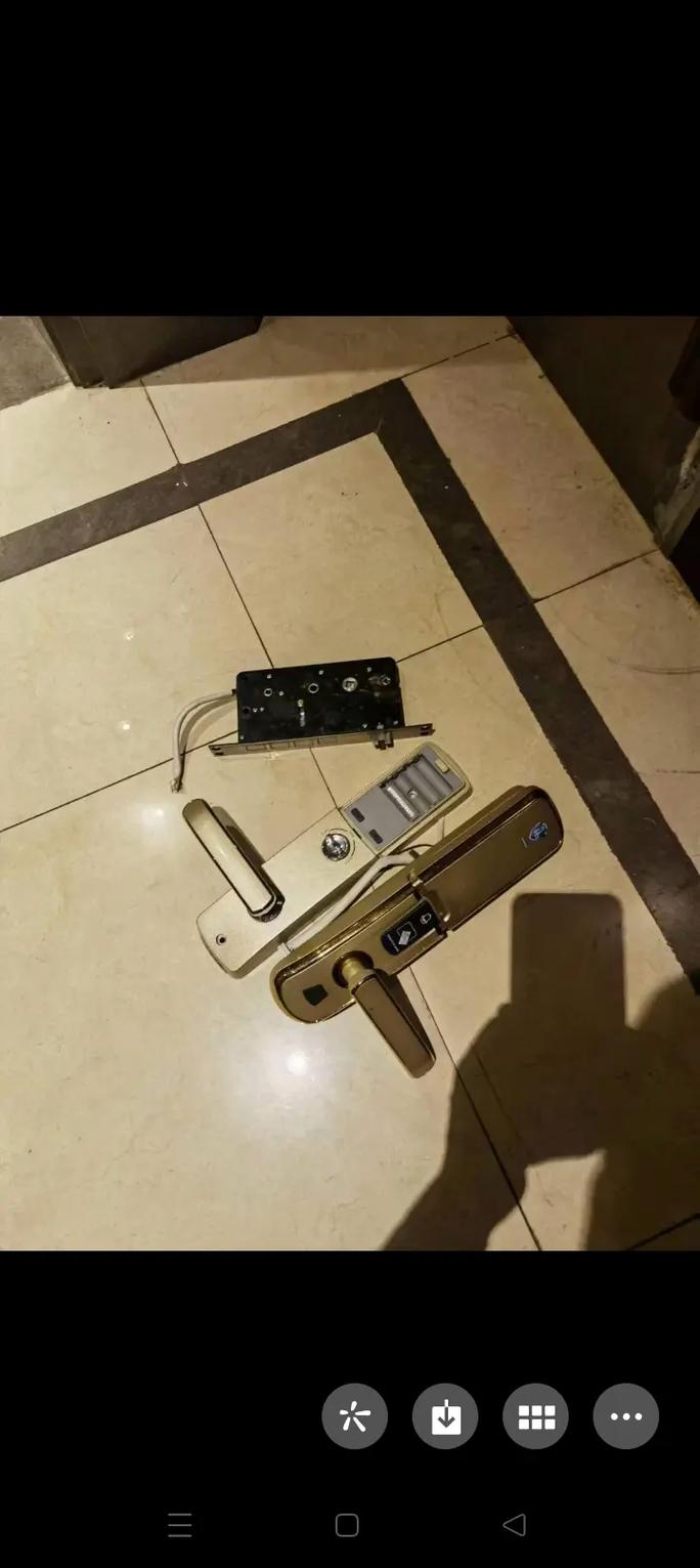 快锁防盗门故障