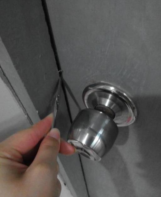 防盗门手提反锁故障