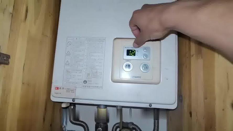 真心空气能热泵故障