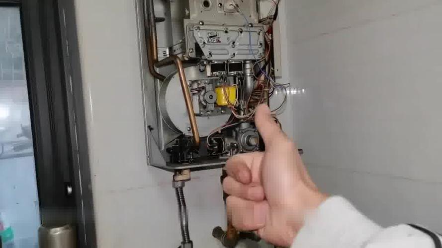 新时代空气能故障