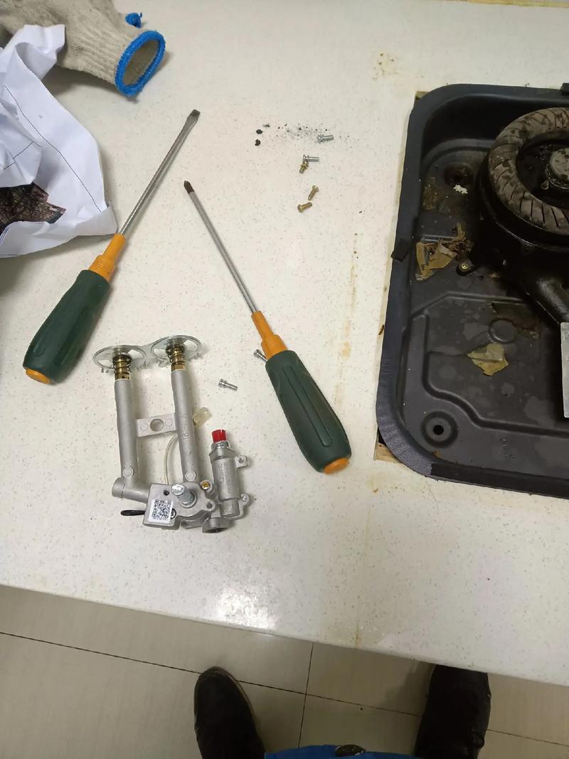 美的燃气灶故障维修