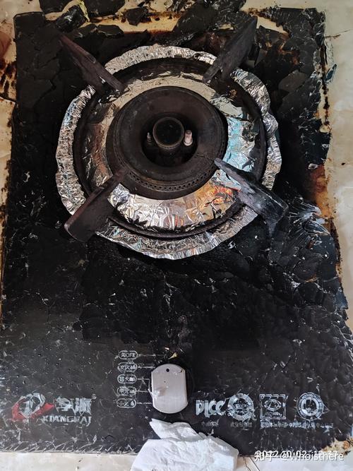 美的燃气灶爆炸故障