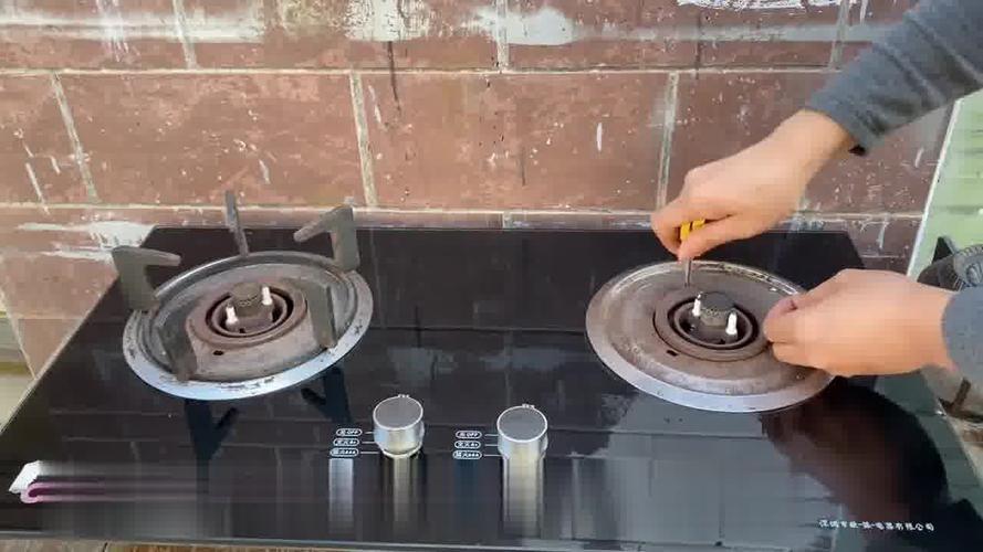 燃气灶显示故障,维修方法有哪些?