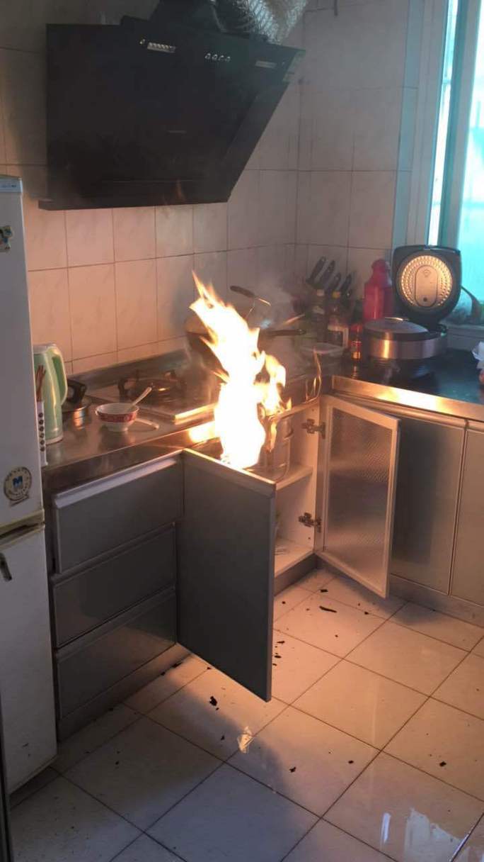 燃气灶故障爆火