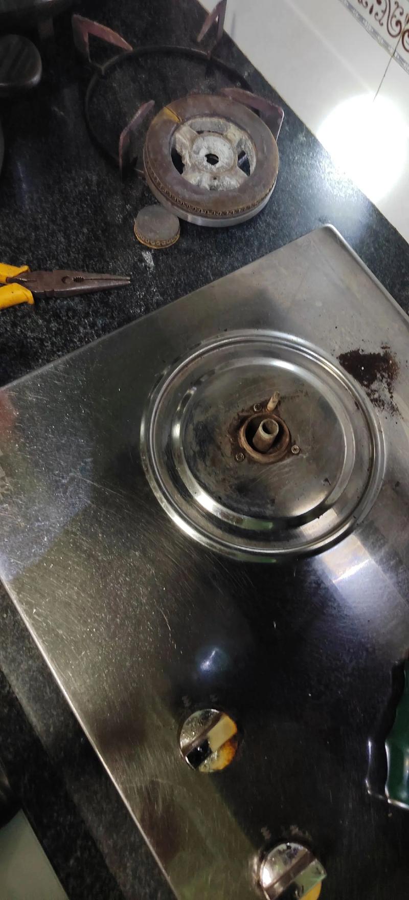 广东樱花燃气灶故障