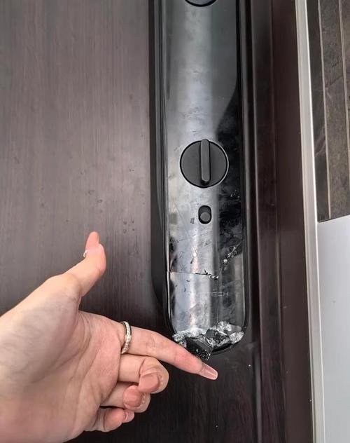 智能锁锁口故障